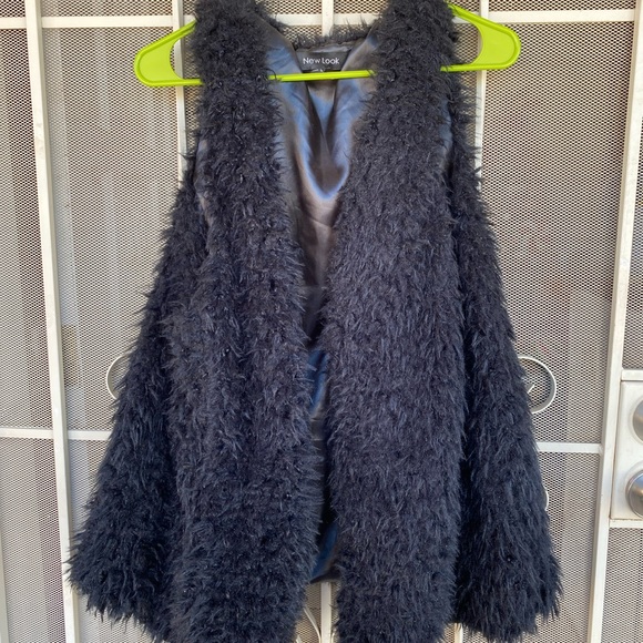 Furry vest plus size 3x - Picture 2 of 4